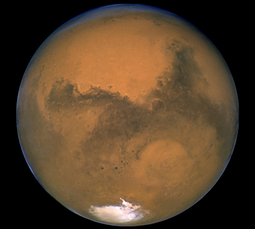 ناسا : الماء يتدفق على سطح كوكب المريخ