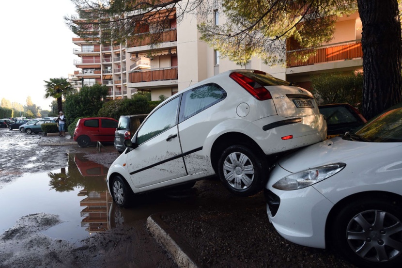 12 قتيلا بسبب فيضانات على الساحل اللازوردي جنوب فرنسا
