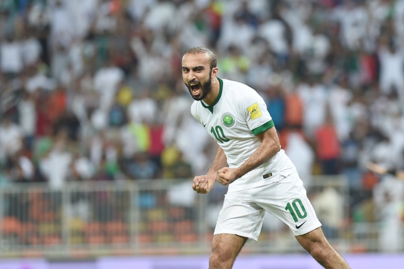 السهلاوي أفضل لاعب في مباراة السعودية والإمارات