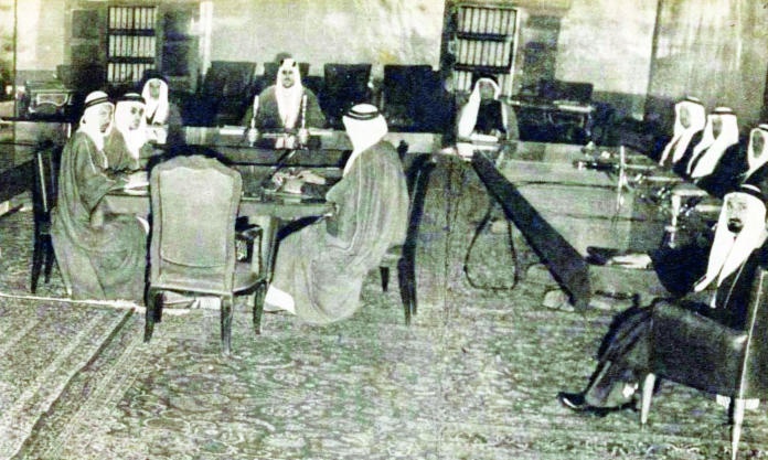 السلطة التنفيذية السعودية .. من الوكلاء إلى الوزراء
