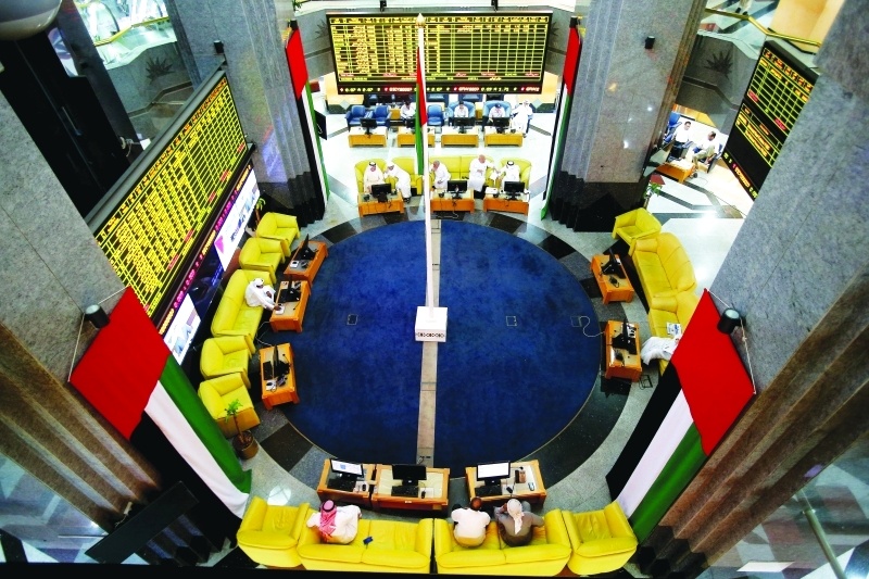 تراجع الأسهم الإماراتية وسط حذر المستثمرين