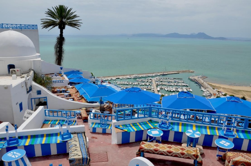 انتعاش السياحة التونسية بنسبة 30 % خلال الربع الأول من العام الجاري