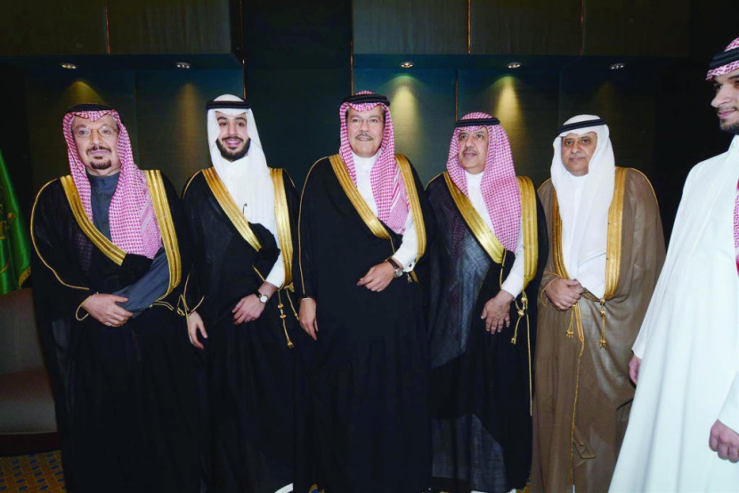 زواج العيسى وآل الشيخ
