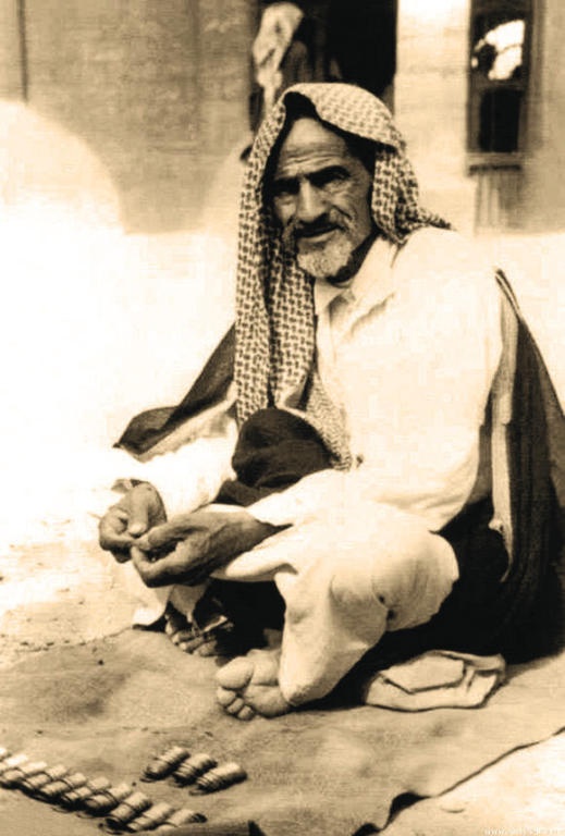 صرافو العملة قديما