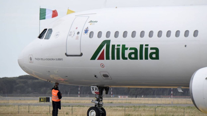 اضراب في شركة الطيران أليطاليا يؤدي إلى إلغاء 200 رحلة