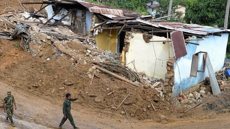 ارتفاع عدد قتلى الفيضانات في سيرلانكا إلى 151 وأكثر من 100 مفقود