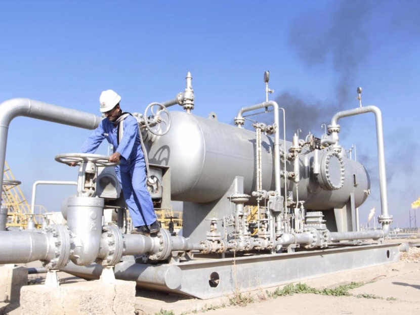 العراق قد يدرس التحوط في إنتاج النفط