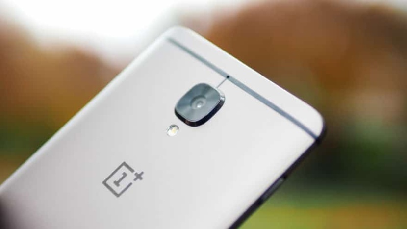 ون بلس تطلق هاتفها OnePlus 5 هذا الصيف