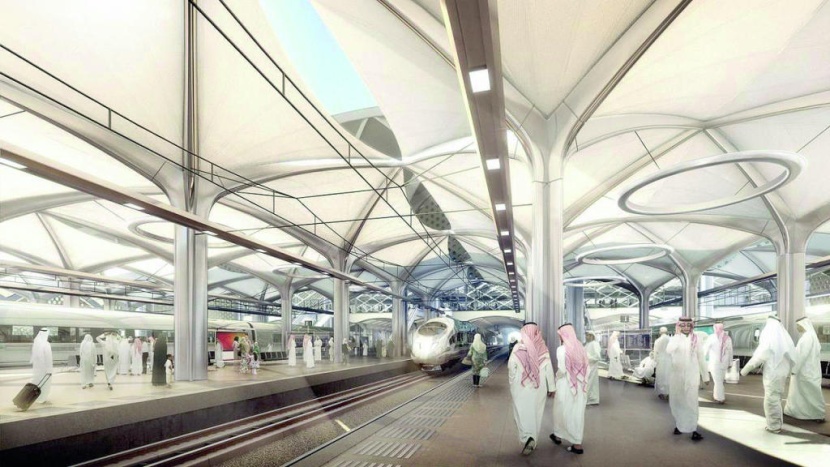وضع الأسس التنفيذية والتشغيلية لمشروع «مترو مكة»