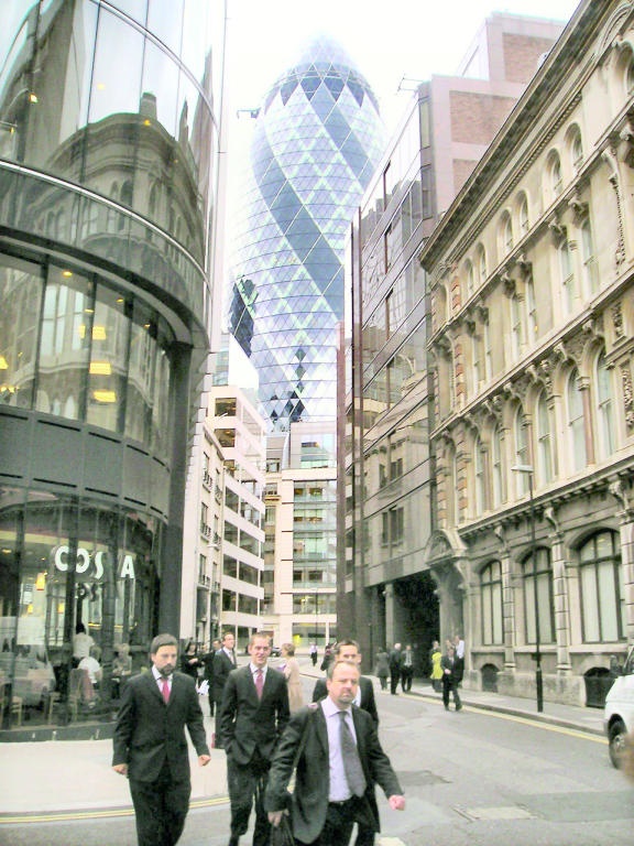 تزايد الشكوك حول مستقبل الحي المالي في لندن