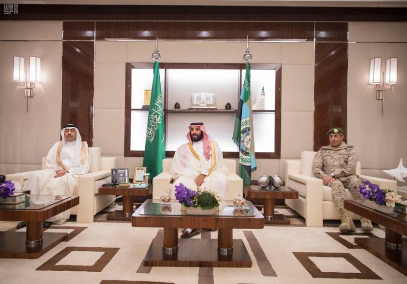 ولي العهد يستقبل كبار القادة والمسؤولين في وزارة الدفاع بمناسبة عيد الفطر المبارك