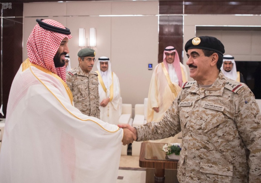 ولي العهد يستقبل كبار القادة والمسؤولين في وزارة الدفاع بمناسبة عيد الفطر المبارك