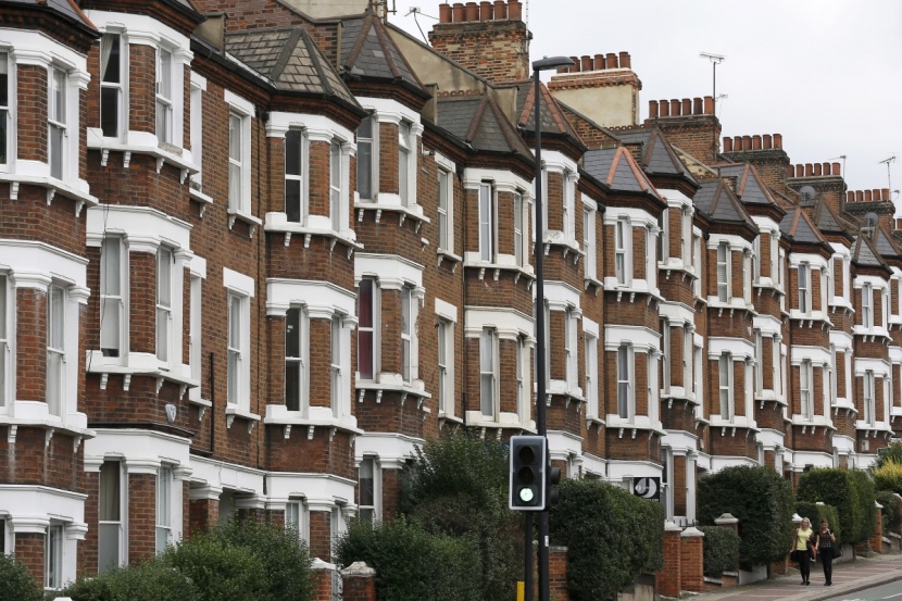 تحسن أسعار المساكن في بريطانيا خلال الشهر الحالي