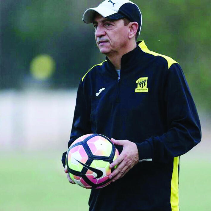 رواس: إبعادي صعب التحليل .. اسألوهم