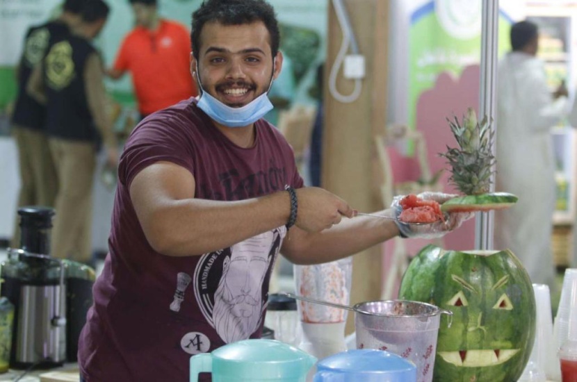 مهرجان الورد والفاكهة بتبوك يؤمن لشباب وفتيات المنطقة أكثر من 550 وظيفة مؤقته