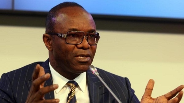 وزير النفط: من غير المرجح أن تنضم نيجيريا الى تخفيضات أوبك قبل مارس