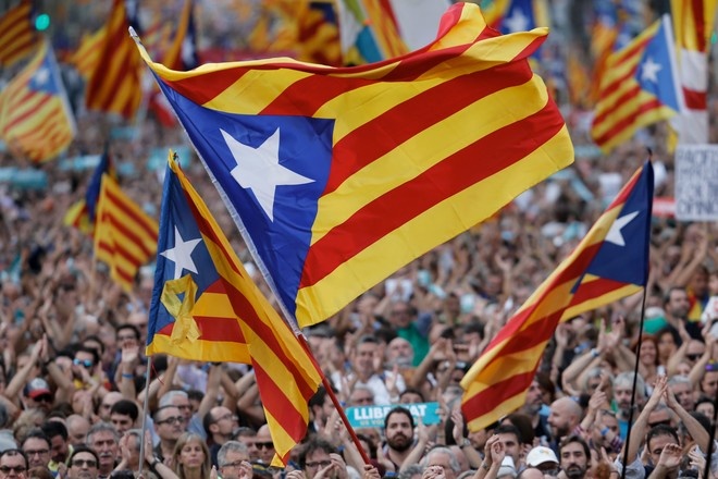 اسبوع حاسم في كتالونيا و"كل السيناريوهات" مطروحة من قبل الاستقلاليين
