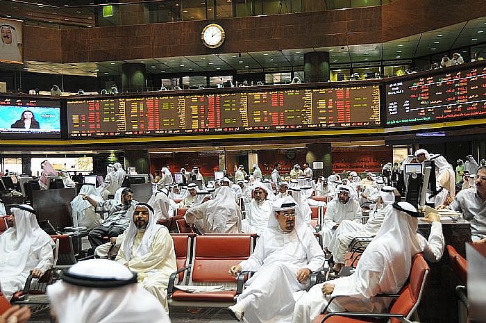  بورصة الكويت تغلق على انخفاض في مؤشراتها الرئيسية الثلاثة
