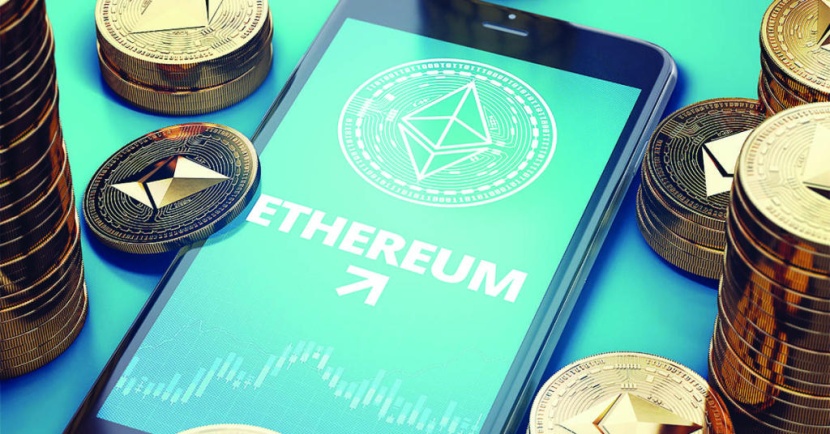 1172 عملة رقمية تتنافس في المنصات الإلكترونية العالمية