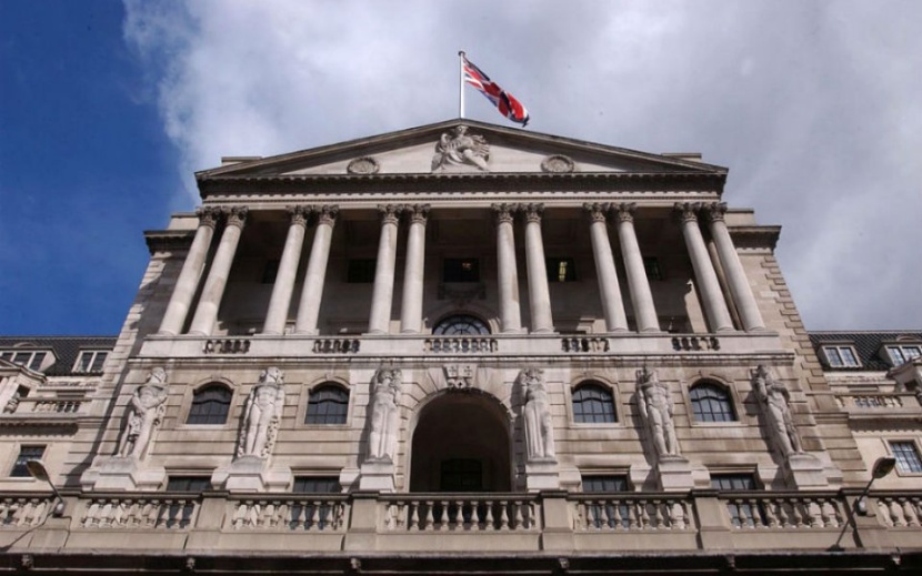 بنك انجلترا يرفع سعر الفائدة للمرة الأولى منذ 10 سنوات