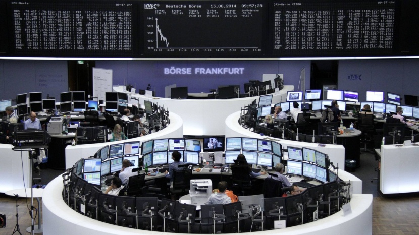 القطاع المالي يضغط على الأسهم الأوروبية مع انحسار آمال "ترامب فليشن"