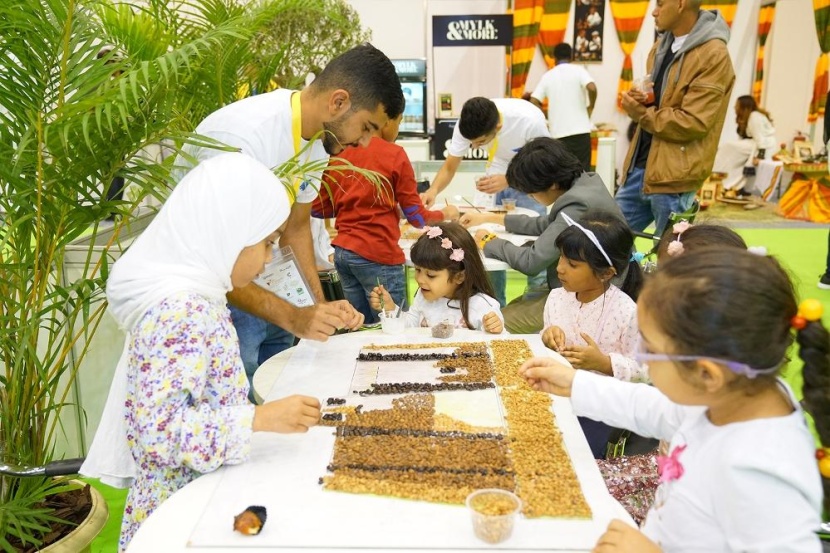 معرض «الشوكولاتة والقهوة» يختتم أعماله السبت