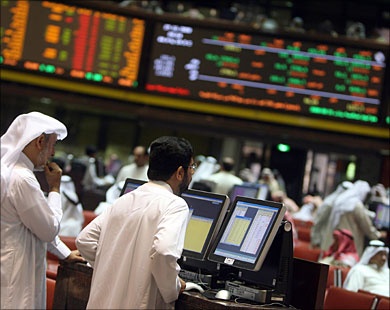 بورصة الكويت تغلق تعاملاتها على انخفاض مؤشراتها الرئيسية الثلاثة