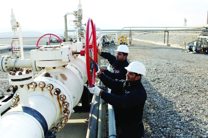 العراق يعتزم مد شبكة خطوط أنابيب نفطية بديلة للناقلات الخطرة