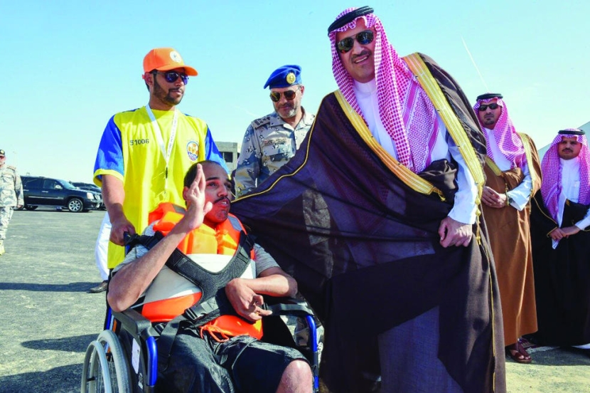 أمير المدينة المنورة يدشن مشروعات تنموية وخدمية في ينبع