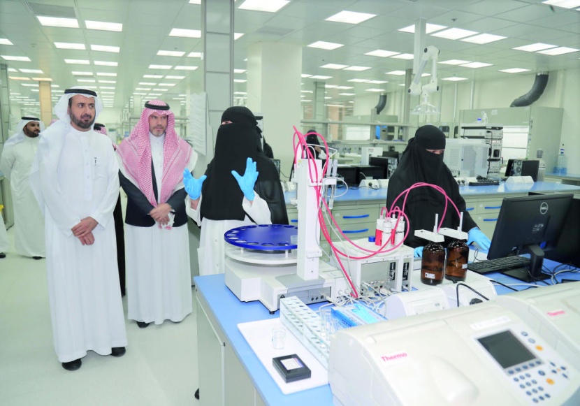 مختبر عالمي في السعودية لكشف الأدوية المغشوشة ومجهولة الهوية