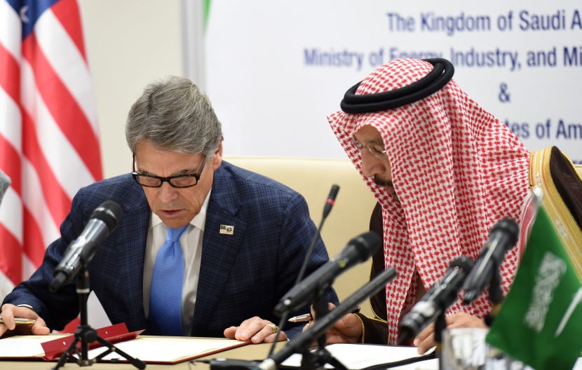 السعودية تدعو شركات أمريكية للمشاركة في تطوير برنامج نووي مدني