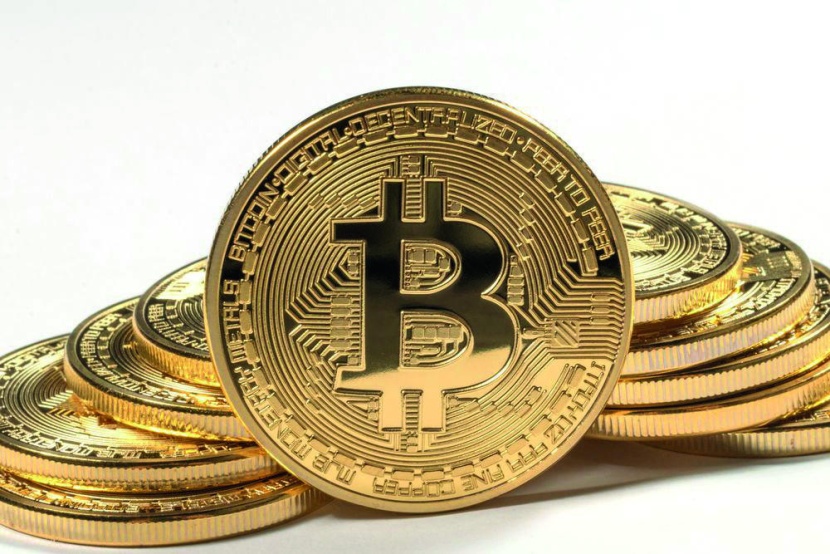 تساؤلات وإجابات حول إكسير العملات على الشبكة: «بيتكوين»