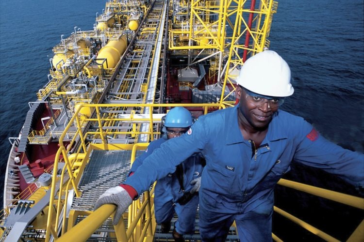 إنتاج نيجيريا من النفط لا يزال أقل من 1.8 مليون برميل يوميا