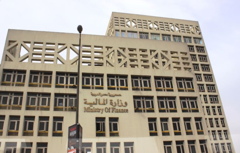 تراجع عجز الموازنة المصرية إلى 4% في النصف الأول من 2017-2018