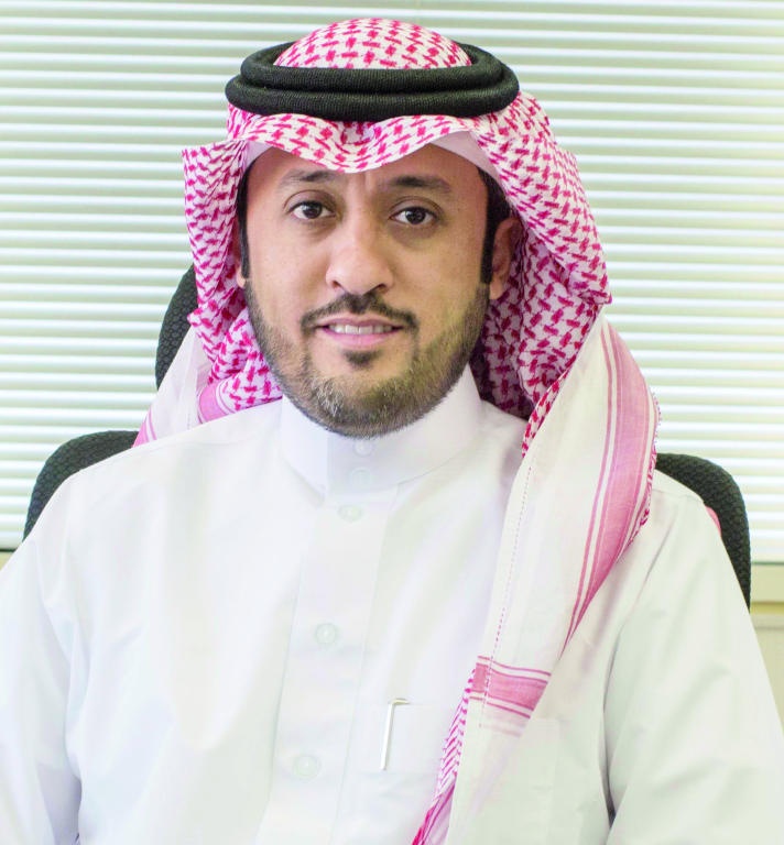 «مطارات الرياض» تطلق خدمة «مواقف السيارات للفترات الطويلة» في مطار الملك خالد