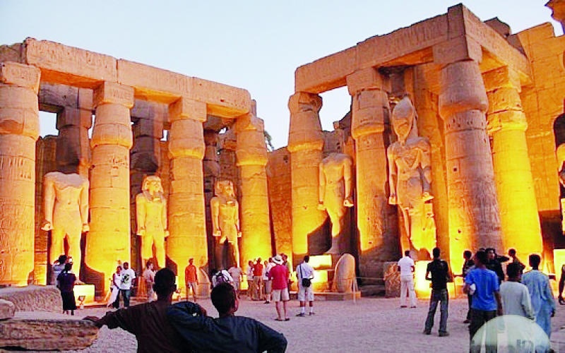 اليوم .. الأقصر تستضيف فعاليات الملتقى المصري - الألماني لفنون النحت