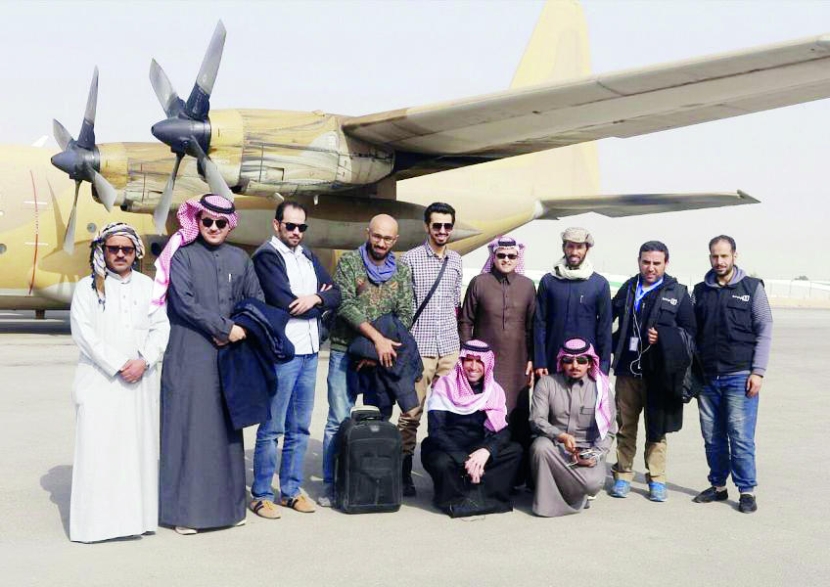 «الإعلام» تنظم زيارة لمشاهير مواقع التواصل الاجتماعي إلى اليمن