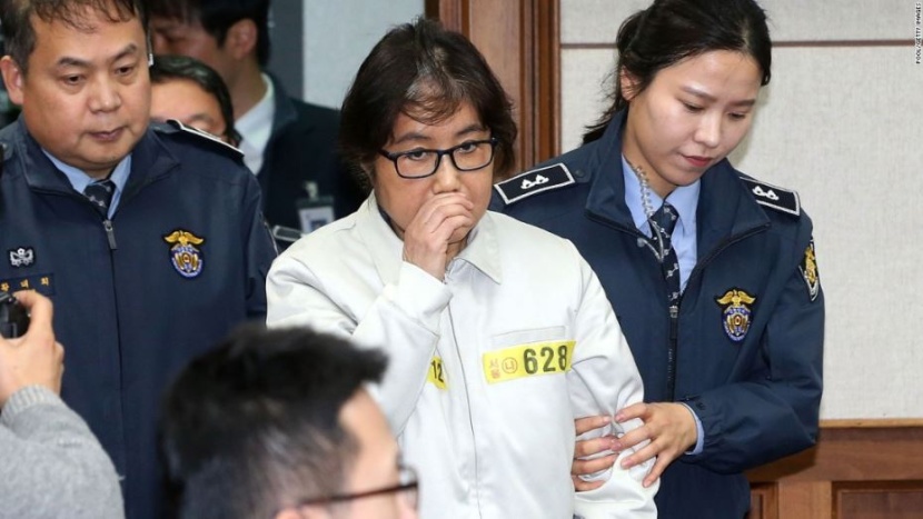 السجن 20 عاما للصديقة المقربة لرئيسة كوريا الجنوبية السابقة بتهمة الفساد