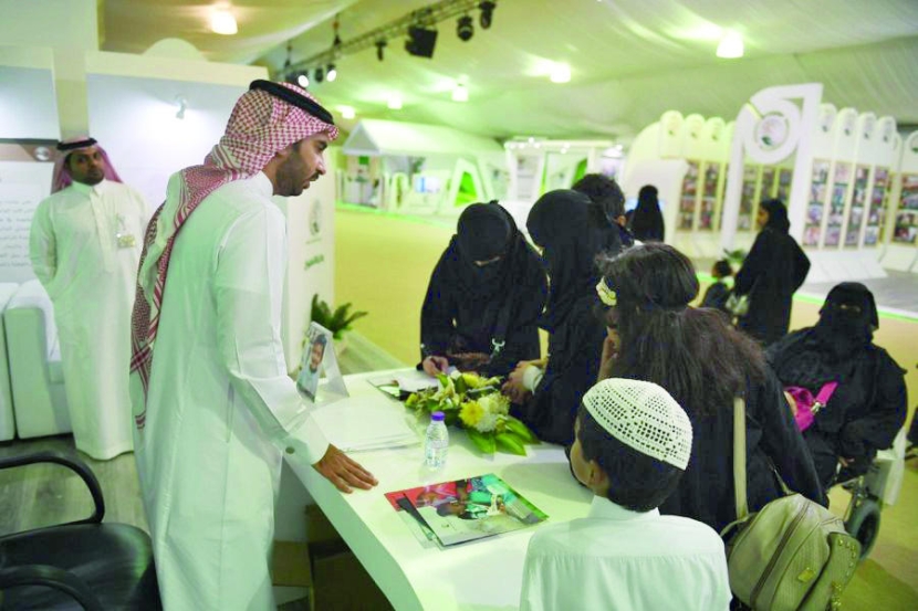 5 آلاف مرشح يلتحقون بالأعمال التطوعية بمركز الملك سلمان للإغاثة في الجنادرية