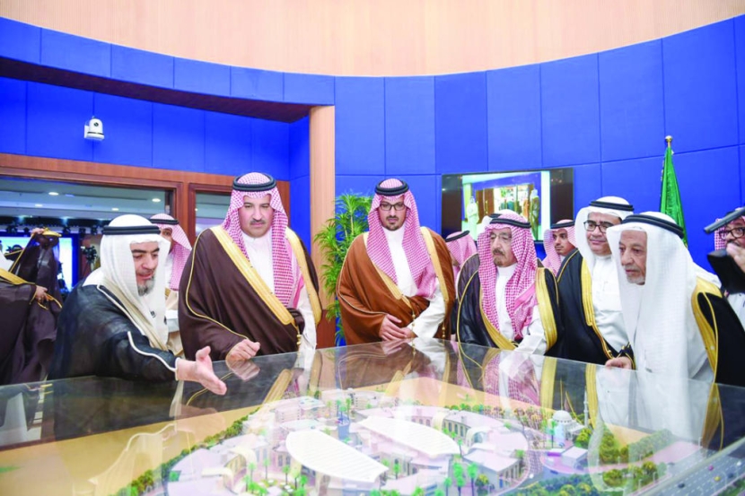 فيصل بن سلمان: كليات الريان إضافة مميزة 
إلى الصروح التعليمية