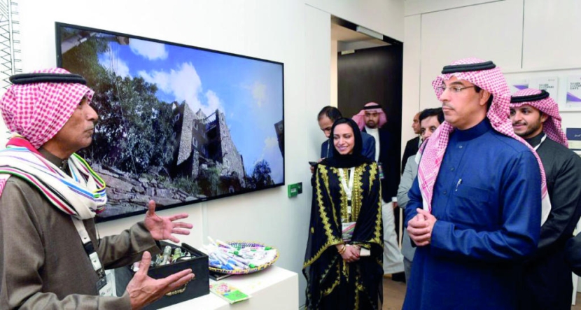 «كلي» .. جسر ثقافي للتواصل مع دول العالم