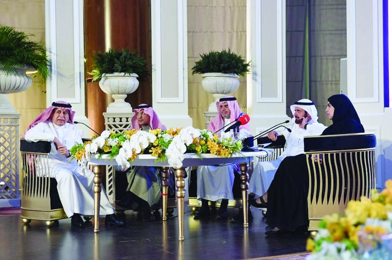 دراسة واقع القوى العاملة في 5 مجالات صحية تمهيدا للتوطين الكامل
