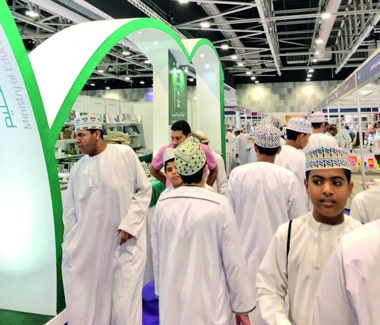 مليون زائر لمعرض مسقط الدولي للكتاب