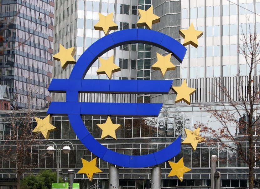 البنك المركزي الأوروبي يبقي على معدل سعر الفائدة عند مستوى صفر