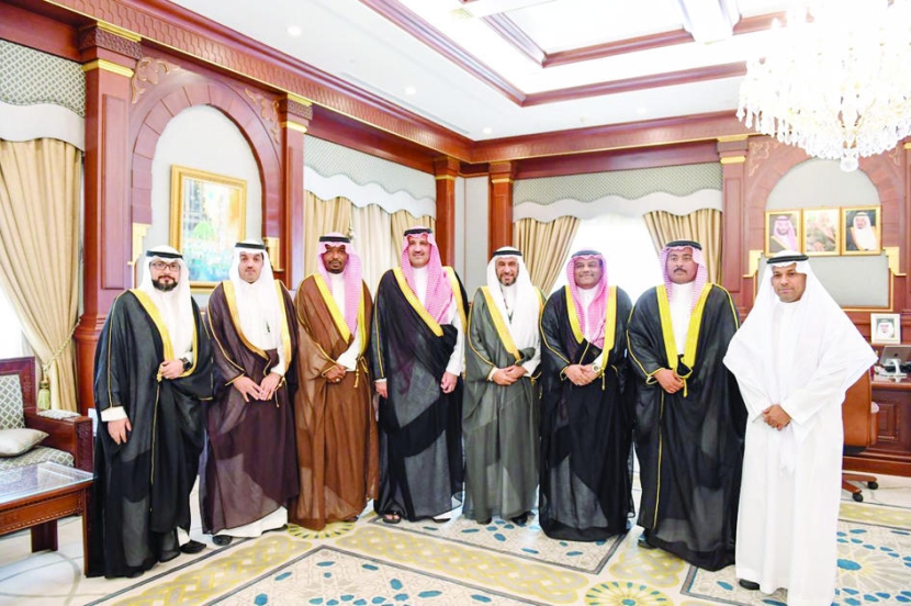 أمير المدينة المنورة يحث
على الحد من التلوث وتكثيف التوعية البيئية