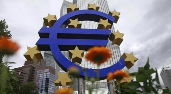ثقة المستهلكين في منطقة اليورو ترتفع في أبريل