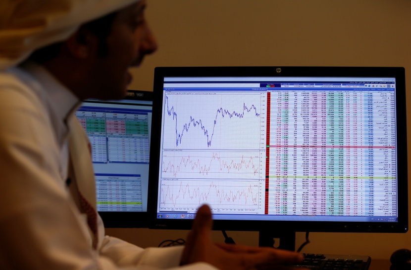 الأسهم السعودية تغلق منخفضة عند مستوى 8233 نقطة
