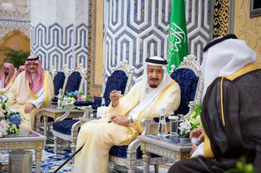 خادم الحرمين الشريفين يصل جدة قادماً من الرياض
