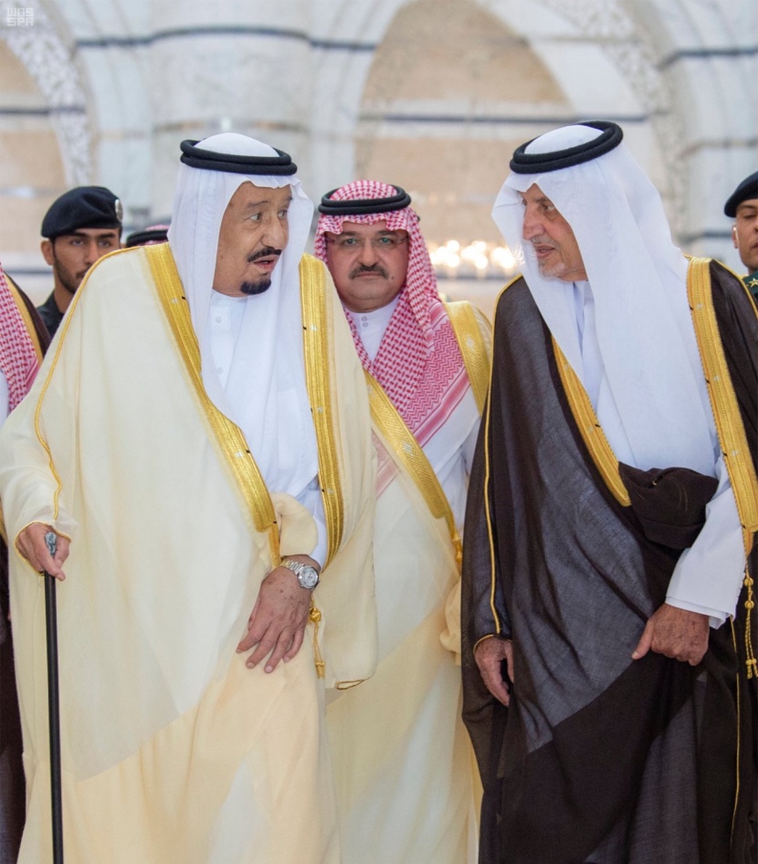 خادم الحرمين الشريفين يصل جدة قادماً من الرياض