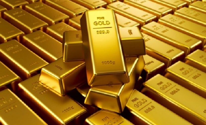 الذهب ينخفض لكنه يظل مدعوما بفعل مخاوف حرب تجارية